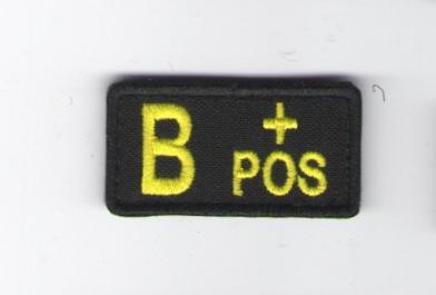 Н413 Группа крови B+ (3+) черный фон, желтые буквы 5х2,5см фото, описание