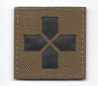 П075 Патч Медицинский крест контурный 5*5см TAN/Черный матовый фото, описание