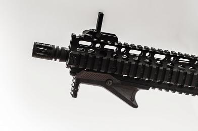 Ручка на RIS MADBULL Strike Industries Cobra Tactical Black фото, описание