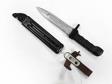 Нож тренировочный 6Х5 с пластиковыми ножнами фото, описание